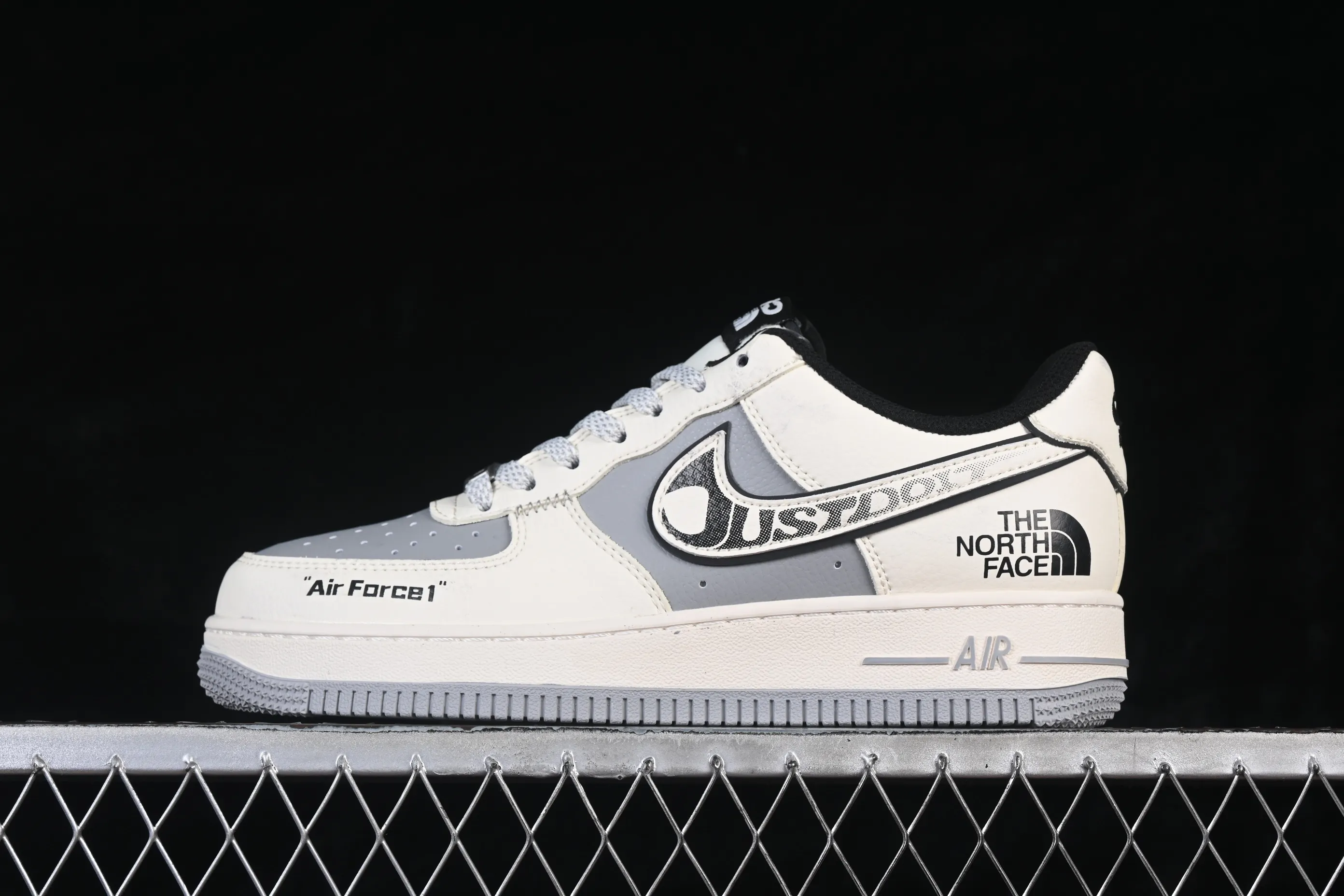 All categories Nk Air Force 1 Air Force series Nk Air Force 1 Low Air Force low top Nike Air Force 1'07 Low North Face joint beige black gray Air Force 1 low top casual sneakers JP8028-066